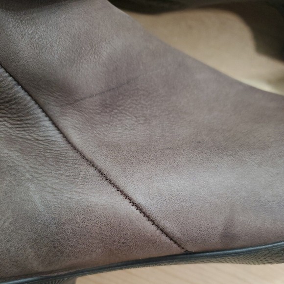 ECCO Sculptured Folded Ankle Boot Booties Brown Leather Zip Women's 10- 10.5/41 - Picture 8 of 16